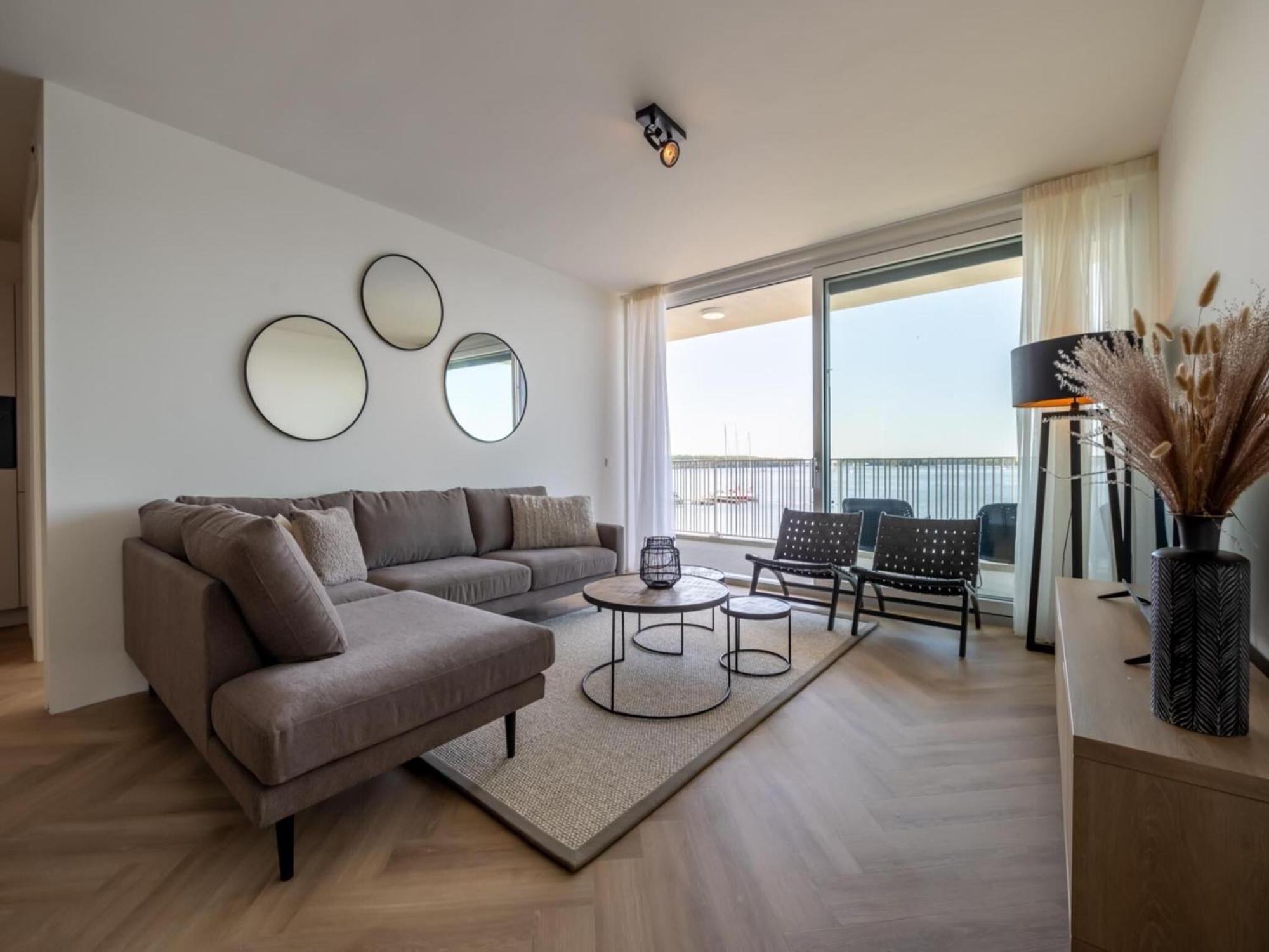 Spacious Waterfront Apartment أرنيماودن المظهر الخارجي الصورة